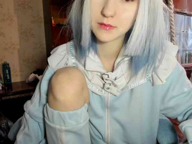 yoonhee-kiss webcam