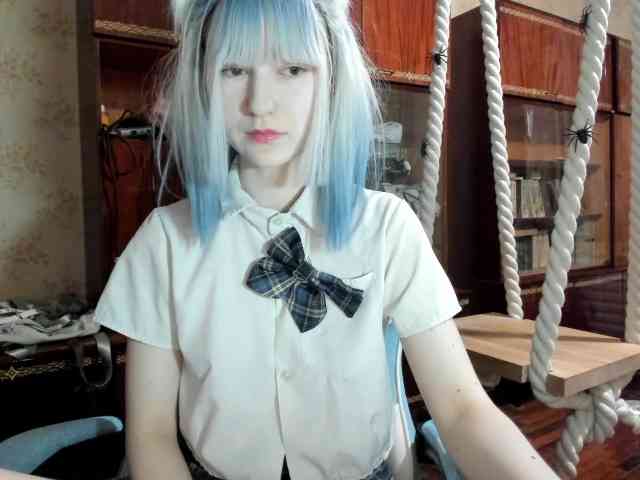 yoonhee-kiss webcam