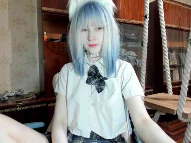 yoonhee-kiss webcam