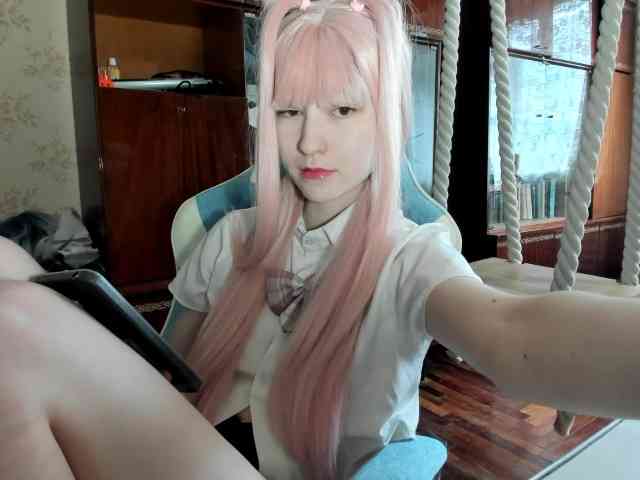 yoonhee-kiss webcam