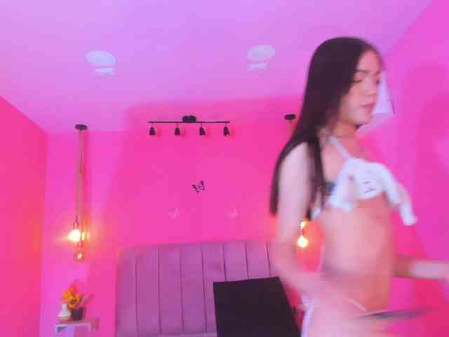 AlanaRose Live Webcam on BongaCams