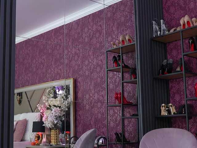 Sweet-Mishelle's BongaCams show and profile