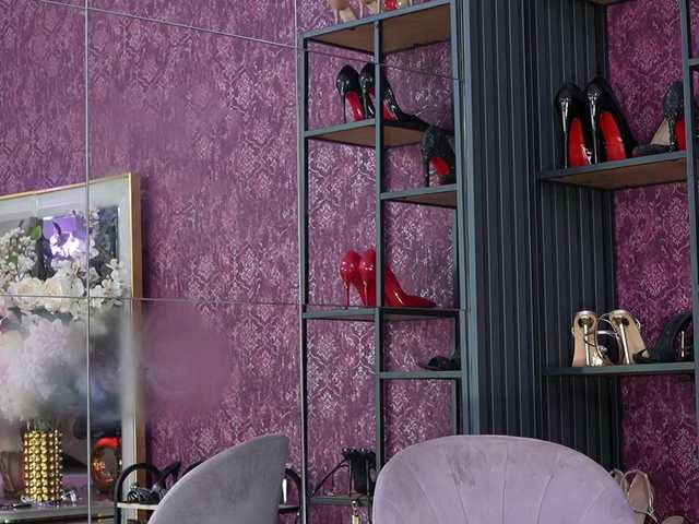 Sweet-Mishelle's BongaCams show and profile