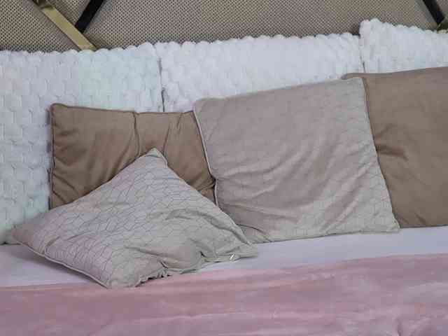 Sweet-Mishelle webcam