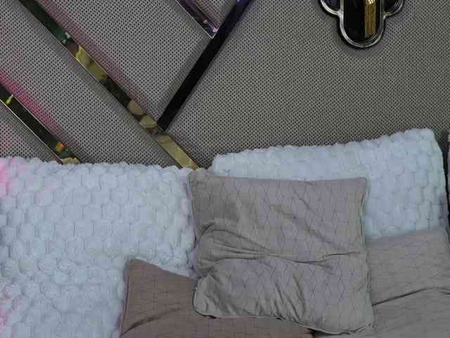 Sweet-Mishelle webcam