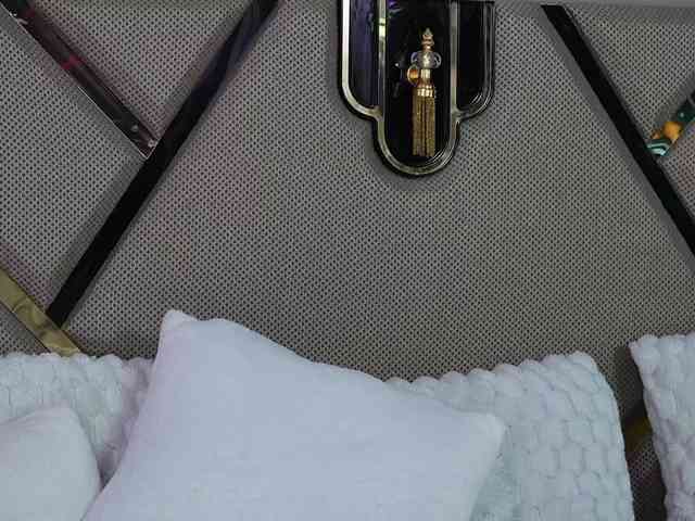 Sweet-Mishelle webcam