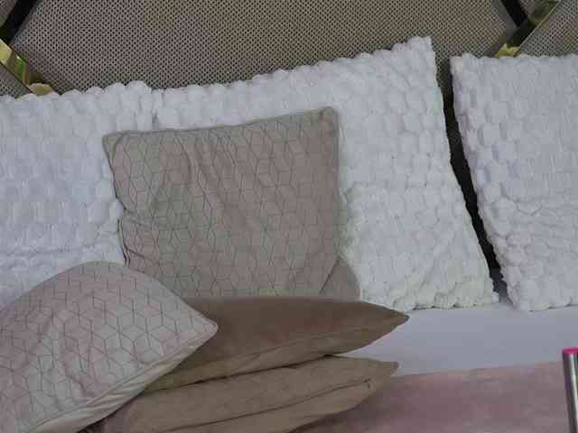 Sweet-Mishelle webcam