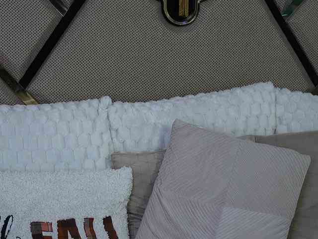 Sweet-Mishelle webcam