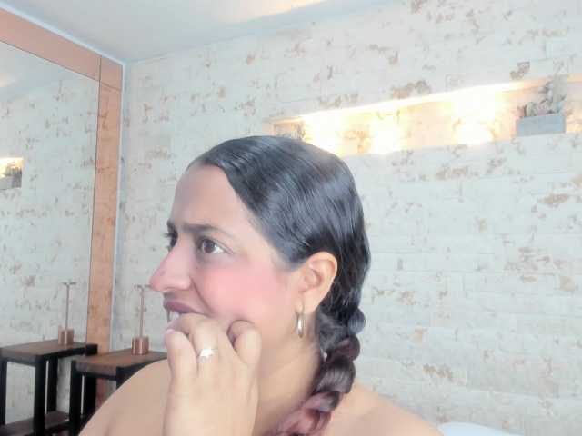 PenelopeRusso's BongaCams show and profile