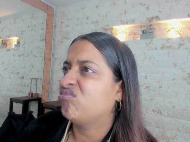 PenelopeRusso's BongaCams show and profile