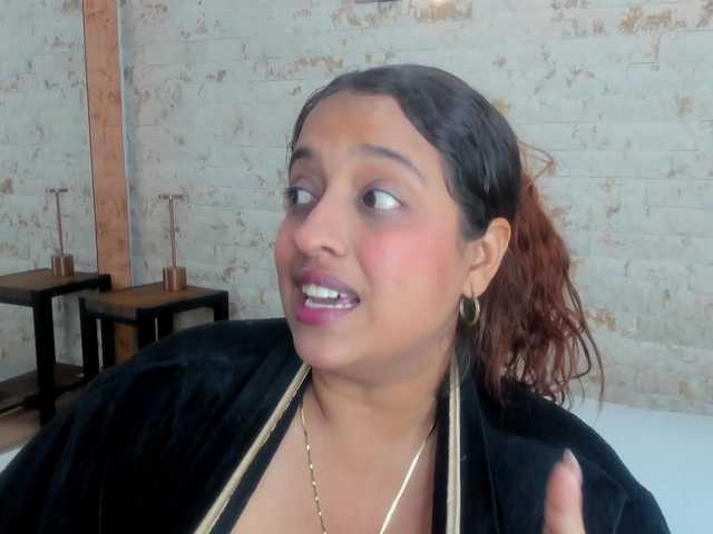 PenelopeRusso's BongaCams show and profile