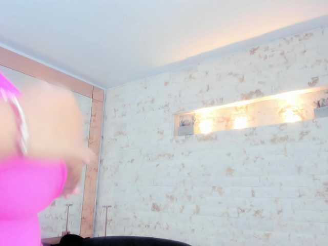 PenelopeRusso's BongaCams show and profile