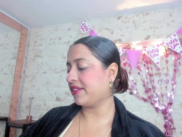 PenelopeRusso's BongaCams show and profile