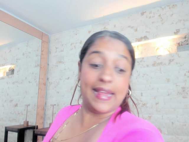 PenelopeRusso Live Cam on BongaCams