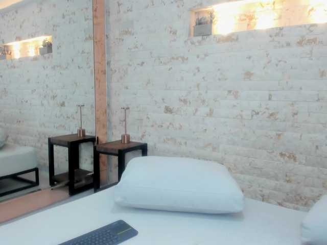 PenelopeRusso's BongaCams show and profile