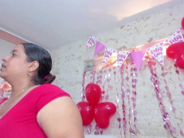 PenelopeRusso's BongaCams show and profile