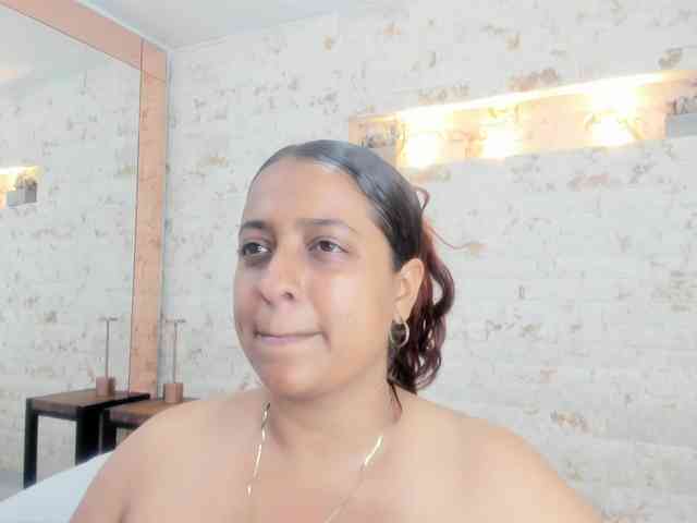 PenelopeRusso Live Webcam on BongaCams