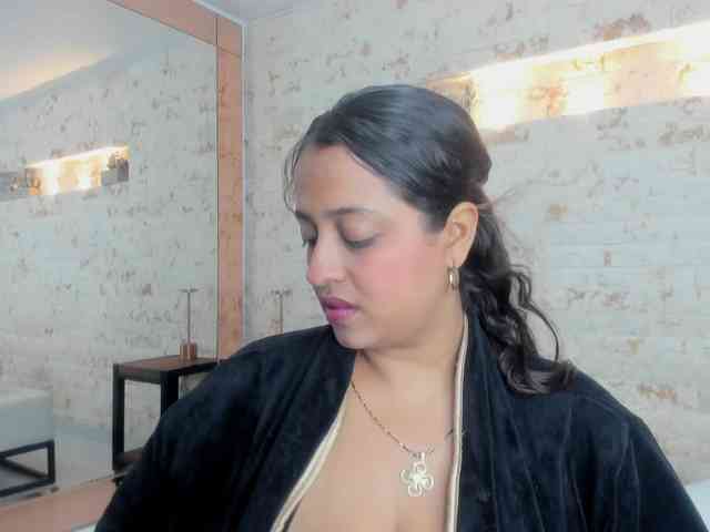 PenelopeRusso Live Webcam on BongaCams