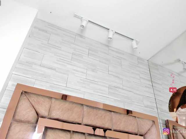 LilianStarfire's BongaCams show and profile