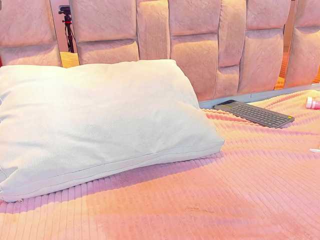  LilianStarfire chat room