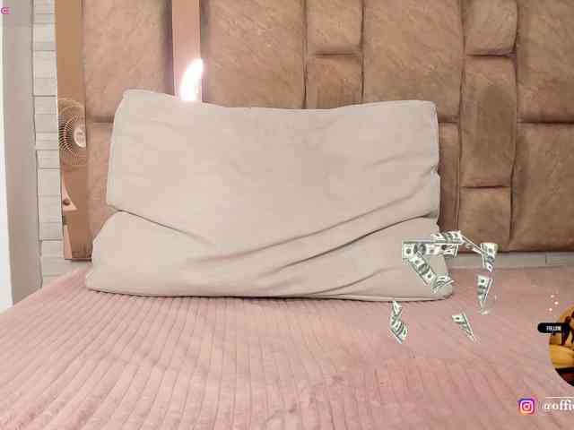 LilianStarfire webcam