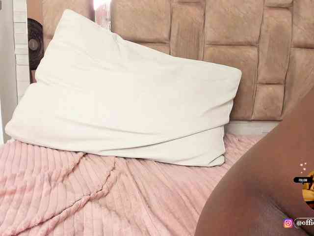 LilianStarfire webcam