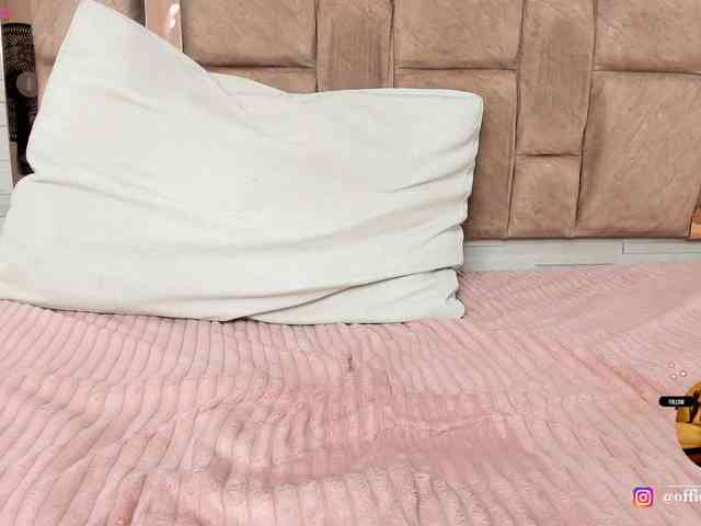 LilianStarfire webcam