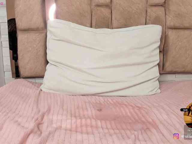 LilianStarfire webcam