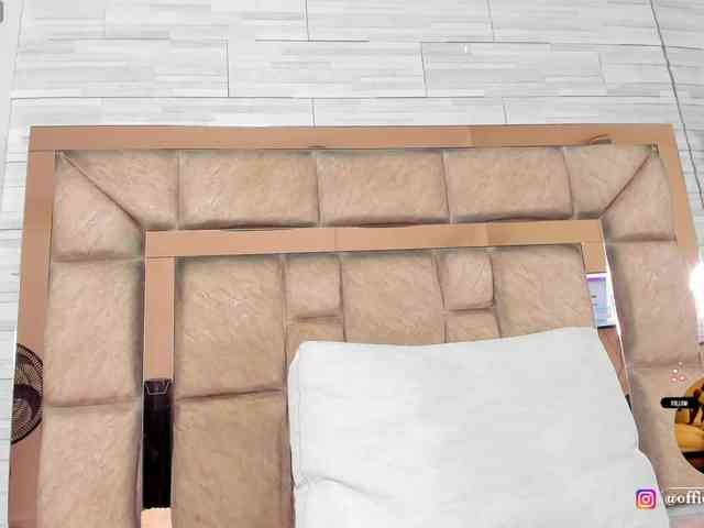 LilianStarfire webcam