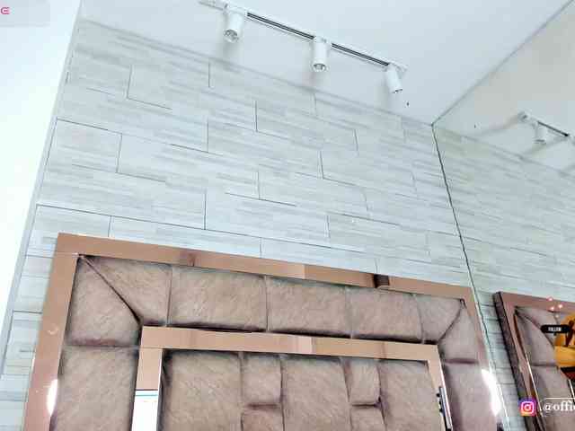 LilianStarfire webcam