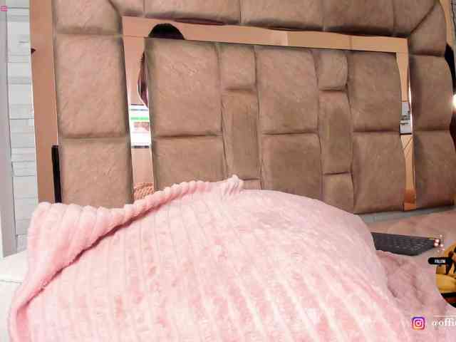 LilianStarfire webcam