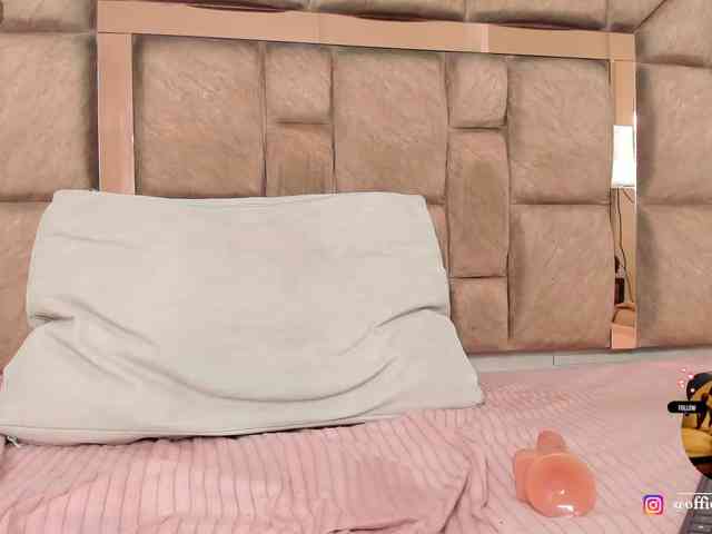 LilianStarfire webcam