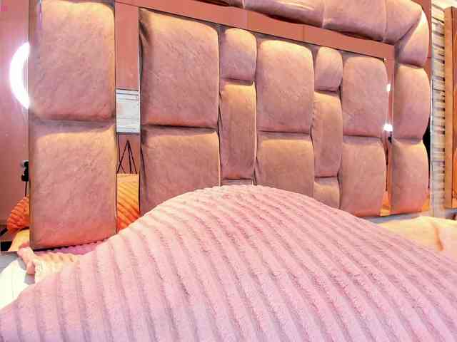 LilianStarfire webcam