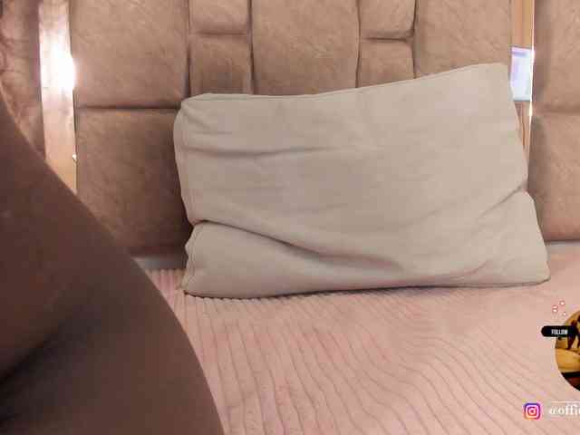 LilianStarfire webcam