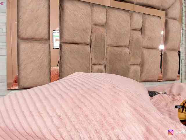 LilianStarfire webcam