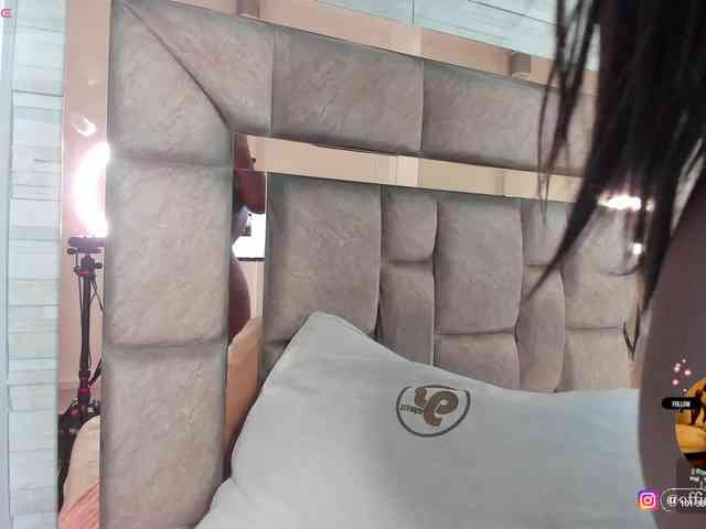 LilianStarfire webcam