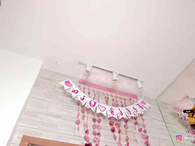 LilianStarfire webcam