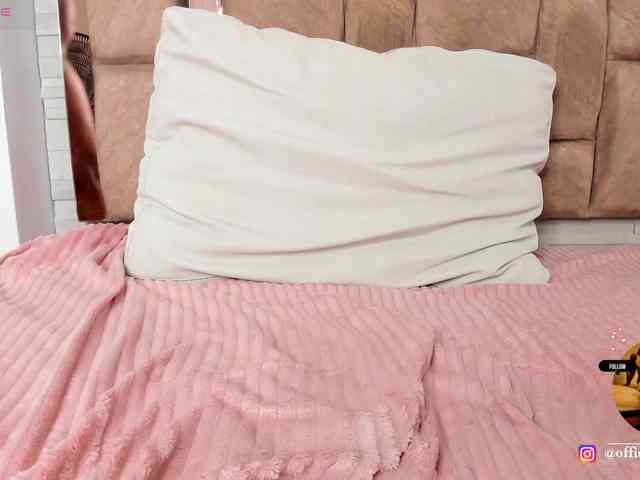 LilianStarfire webcam