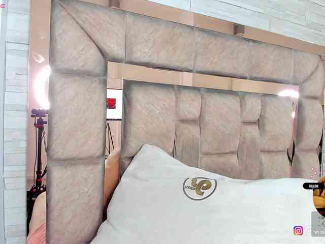 LilianStarfire webcam