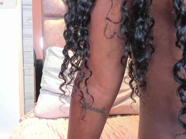 LilianStarfire webcam