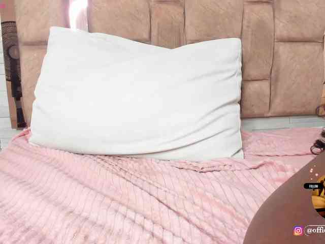 LilianStarfire webcam