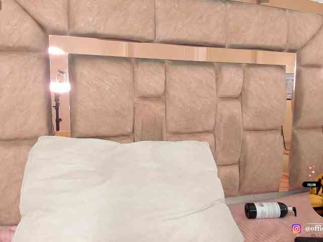 LilianStarfire webcam