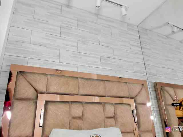 LilianStarfire webcam