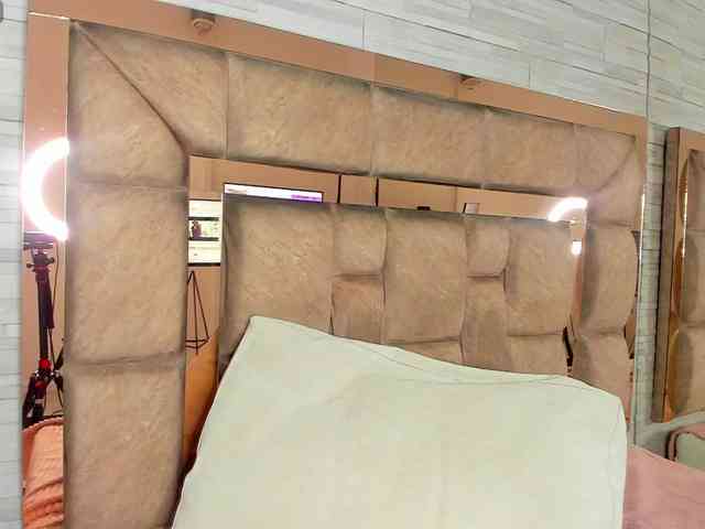 LilianStarfire webcam