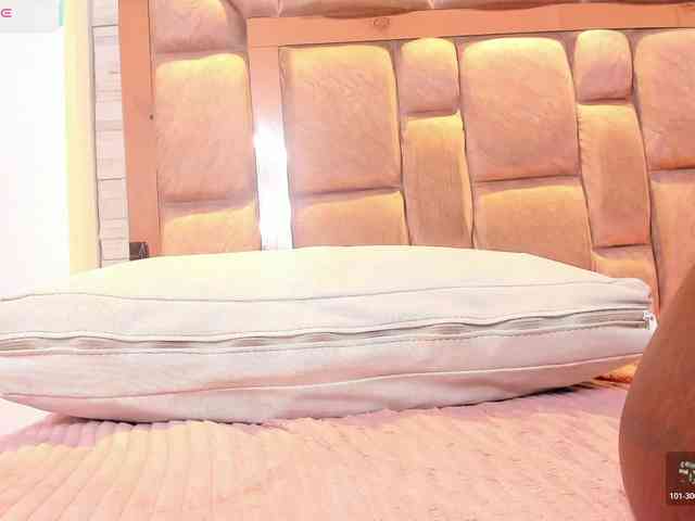 LilianStarfire webcam