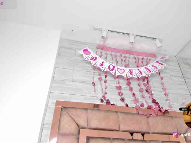 LilianStarfire webcam