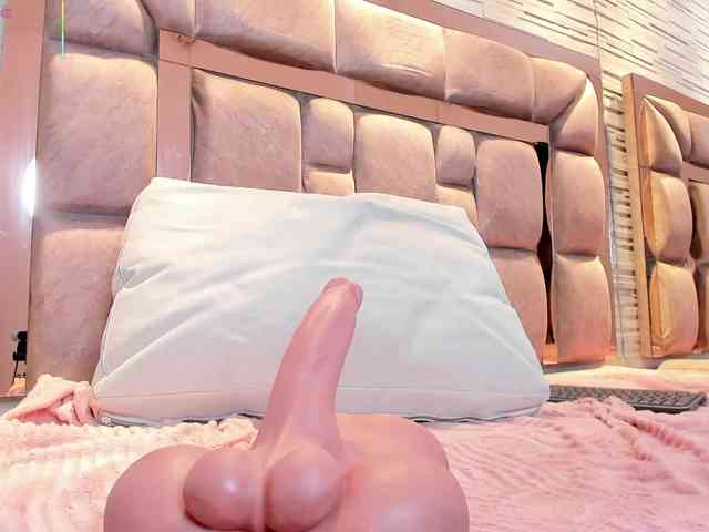 LilianStarfire webcam