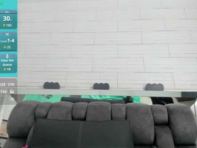 AlliceGreen's BongaCams show and profile