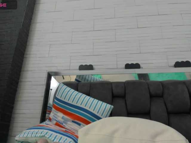 AlliceGreen's BongaCams show and profile