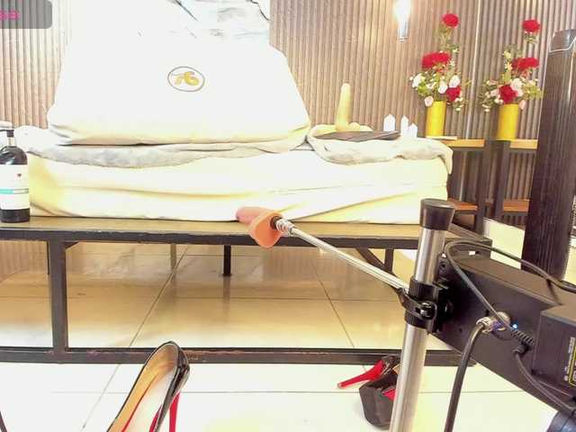 JuliethaTaylor's BongaCams show and profile